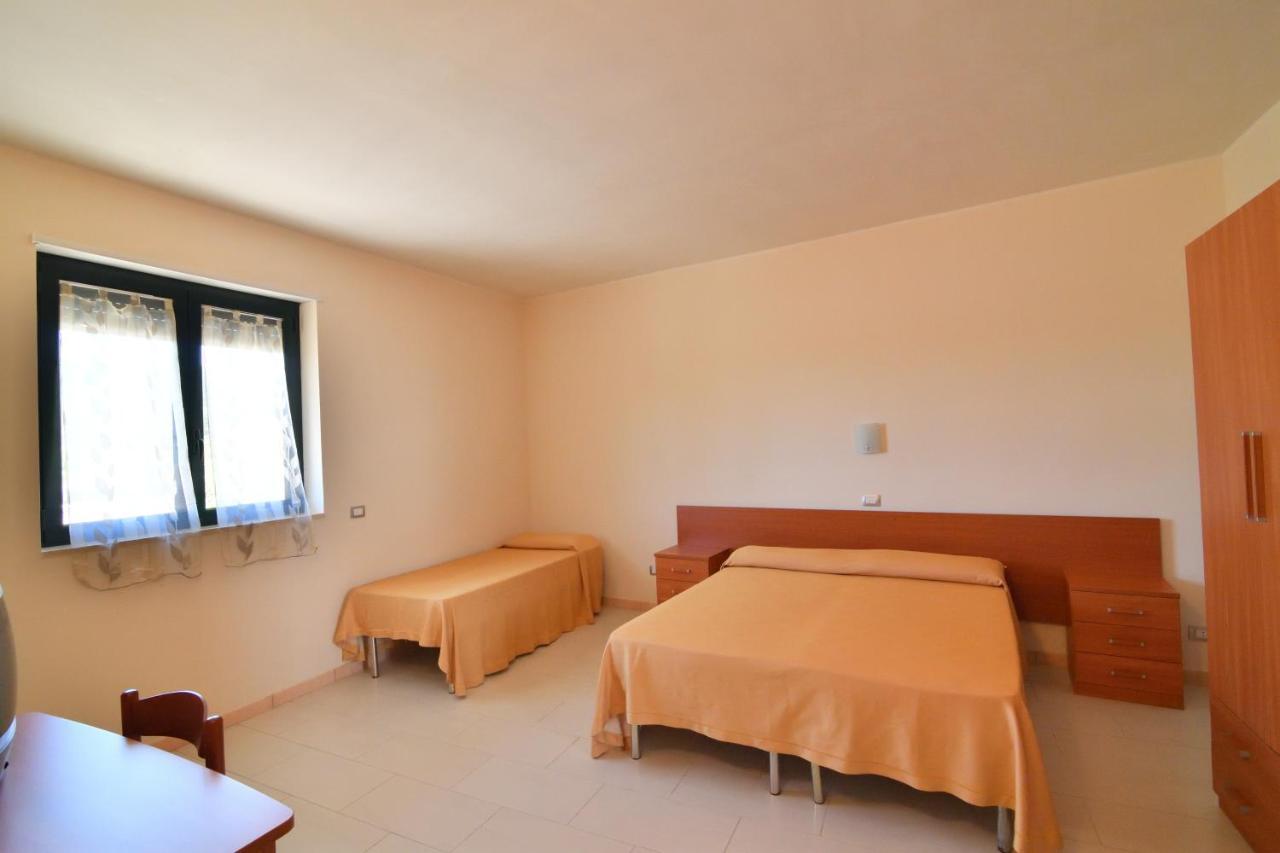 Laurito Resort & Spa أوريا المظهر الخارجي الصورة
