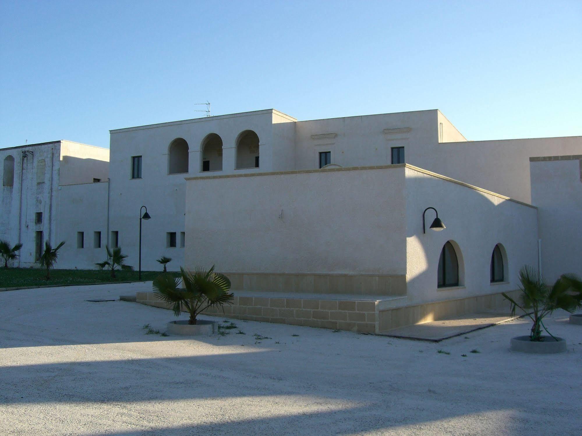 Laurito Resort & Spa أوريا المظهر الخارجي الصورة
